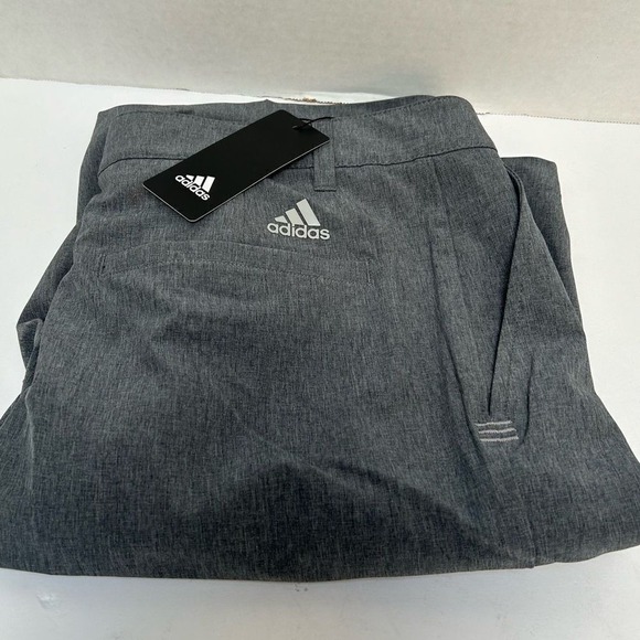 Adidas NWT Men's Heather Gray Woven Shorts Stretch Polyester Blend size 36 - Picture 1 of 7